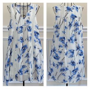 NWT Entro Sleeveless Blue & White Short Summer Dress